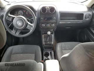 2014 Jeep Patriot Altitude with VIN 1C4NJPBA7ED601214, listed as a Copart auction lot 51414805 with 170,967 mi miles and Clean Title. Bid and sale history available at DreamBid. Image 8.