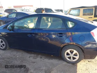 2013 Toyota Prius One with VIN JTDKN3DU4D1649342, listed as a IAAI auction lot 41075978 with 138,768 mi miles. Bid and sale history available at carsss.com. Image 14.