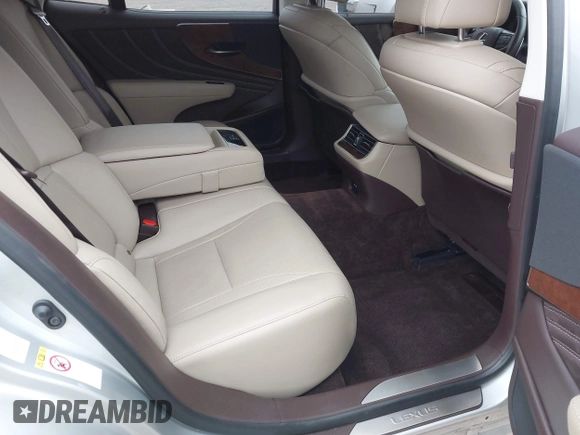 2018 Lexus LS 500 z VIN JTHB51FF8J5000536, wystawiony jako IAAI lot #41842885 z przebiegiem 39 277 mil mil oraz . Historia ofert i sprzedaży dostępna na DreamBid. Obrazek 8.