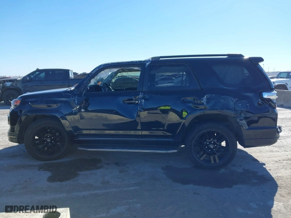 2019 Toyota 4Runner SR5 with VIN JTEZU5JR7K5209324, listed as a IAAI auction lot 41372044 with 50,040 mi miles. Bid and sale history available at carsss.com. Image 14.