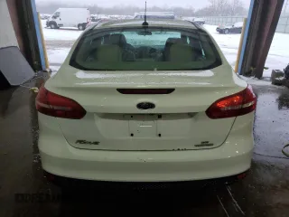 2015 Ford Focus SE with VIN 1FADP3F23FL293266, listed as a Copart auction lot 45048925 with 163,226 mi miles and Salvage title. Bid and sale history available at DreamBid. Image 6.