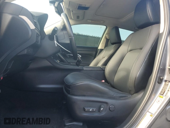 2015 Lexus CT 200h z VIN JTHKD5BH7F2213763, wystawiony jako Copart lot #55508155 z przebiegiem 112 395 mil mil oraz Szkoda całkowita • Salvage title. Historia ofert i sprzedaży dostępna na DreamBid. Obrazek 7.