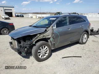 2016 Kia Sorento LX with VIN 5XYPGDA51GG142387, listed as a Copart auction lot 50391785 with 113,651 mi miles and Salvage Title. Bid and sale history available at carsss.com. Image 1.