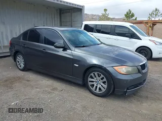 2007 BMW 3 Series 328xi with VIN WBAVC93547K033541, listed as a IAAI auction lot 41868339 with 190,503 mi miles. Bid and sale history available at carsss.com. Image 1.