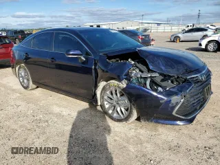2022 Toyota Avalon XLE z VIN 4T1JZ1FB5NU078911, wystawiony jako Copart lot #67386182 z przebiegiem 6 941 mil mil oraz . Historia ofert i sprzedaży dostępna na DreamBid. Obrazek 4.