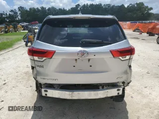 2018 Toyota Highlander SE with VIN 5TDKZRFH2JS264593, listed as a Copart auction lot 64802545 with 87,579 mi miles and Salvage title. Bid and sale history available at DreamBid. Image 6.