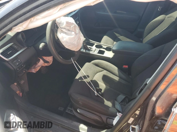 2019 Kia Optima LX z VIN 5XXGT4L31KG320187, wystawiony jako Copart lot #50750805 z przebiegiem Nie podano mil oraz Szkoda całkowita • Salvage title. Historia ofert i sprzedaży dostępna na DreamBid. Obrazek 7.