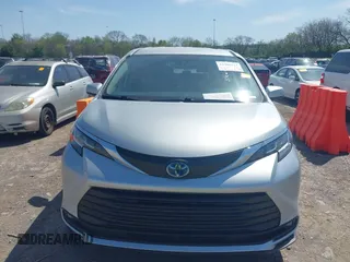 2021 Toyota Sienna LE с VIN 5TDKRKEC0MS028137, выставлен на аукционе IAAI как лот 41986511 с пробегом 76 918 миль миль и . История ставок и продаж доступна на DreamBid. Изображение 12.