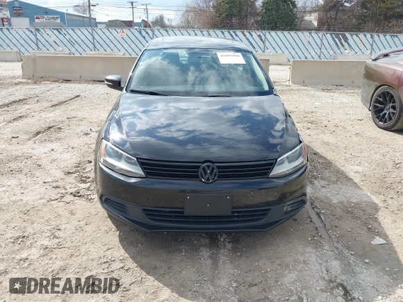 2012 Volkswagen Jetta SE with VIN 3VWDX7AJ7CM397301, listed as a IAAI auction lot 41893928 with 181,212 mi miles and . Bid and sale history available at DreamBid. Image 13.