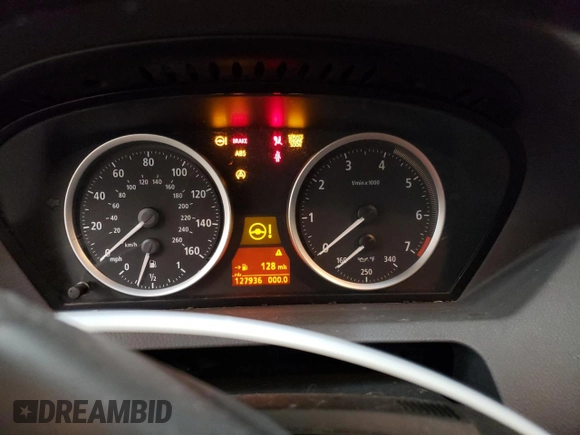 2004 BMW 6 Series 645Ci z VIN WBAEK73414B321589, wystawiony jako Copart lot #54207984 z przebiegiem 127 936 mil mil oraz Szkoda całkowita • Salvage title. Historia ofert i sprzedaży dostępna na DreamBid. Obrazek 9.