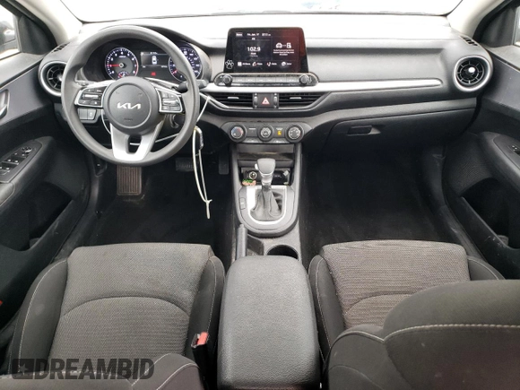 2022 Kia Forte LXS with VIN 3KPF24AD3NE456120, listed as a Copart auction lot 89173335 with 33,753 mi miles and Salvage Title. Bid and sale history available at carsss.com. Image 8.
