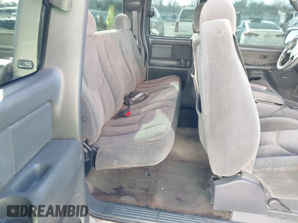 2003 Chevrolet Silverado 1500 with VIN 2GCEK19T431124042, listed as a IAAI auction lot 41252015 with 165,099 mi miles. Bid and sale history available at carsss.com. Image 8.