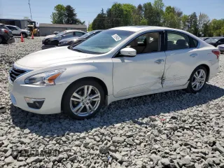 2013 Nissan Altima S z VIN 1N4BL3APXDC247145, wystawiony jako Copart lot #51999405 z przebiegiem 62 974 mil mil oraz Szkoda całkowita • Salvage title. Historia ofert i sprzedaży dostępna na DreamBid. Obrazek 1.