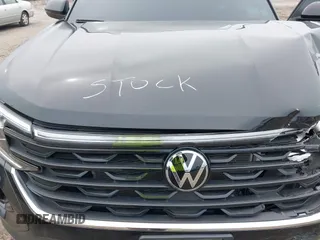 2024 Volkswagen Atlas SE with VIN 1V2KE2CA7RC228100, listed as a IAAI auction lot 42007768 with 27,956 mi miles and . Bid and sale history available at DreamBid. Image 10.