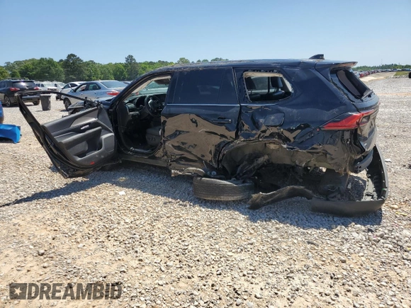 2024 Toyota Highlander XLE with VIN 5TDAAAB51RS018436, listed as a Copart auction lot 53292085 with Not provided miles and Salvage title. Bid and sale history available at DreamBid. Image 2.
