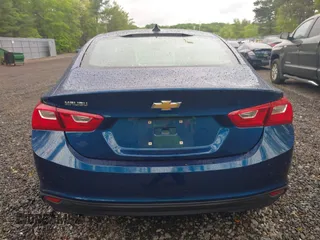 2019 Chevrolet Malibu LS z VIN 1G1ZB5ST6KF174489, wystawiony jako IAAI lot #42235172 z przebiegiem 55 835 mil mil oraz . Historia ofert i sprzedaży dostępna na DreamBid. Obrazek 16.