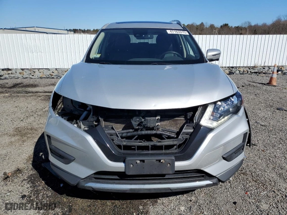2019 Nissan Rogue SV with VIN JN8AT2MV6KW382102, listed as a Copart auction lot 47163315 with 145,554 mi miles and Salvage Title. Bid and sale history available at carsss.com. Image 5.
