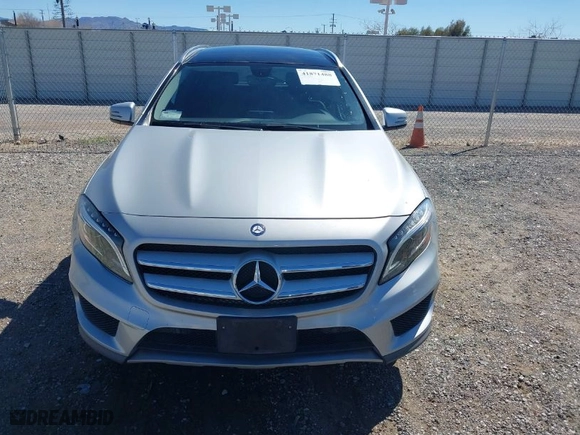 2015 Mercedes-Benz GLA-Class GLA 250 with VIN WDCTG4GB8FJ033607, listed as a IAAI auction lot 41871488 with NaN miles. Bid and sale history available at carsss.com. Image 12.