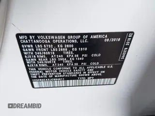 2018 Volkswagen Atlas SE with VIN 1V2CR2CAXJC594811, listed as a IAAI auction lot 42408595 with 65,247 mi miles and . Bid and sale history available at DreamBid. Image 9.