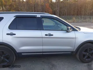2017 Ford Explorer XLT with VIN 1FM5K8DH3HGB03300, listed as a IAAI auction lot 40978498 with 94,665 mi miles. Bid and sale history available at carsss.com. Image 14.
