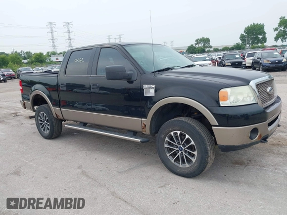 2006 Ford F-150 XLT z VIN 1FTPW14576FB34065, wystawiony jako IAAI lot #42500162 z przebiegiem 212 114 mil mil oraz . Historia ofert i sprzedaży dostępna na DreamBid. Obrazek 1.
