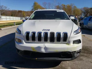 2016 Jeep Cherokee Altitude with VIN 1C4PJLCB7GW135235, listed as a Copart auction lot 80892474 with 201,458 mi miles and Salvage Title. Bid and sale history available at carsss.com. Image 5.