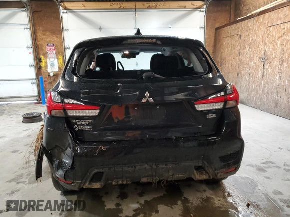 2023 Mitsubishi Outlander ES z VIN JA4ARUAU4PU013625, wystawiony jako Copart lot #52600135 z przebiegiem 33 660 mil mil oraz Szkoda całkowita • Salvage title. Historia ofert i sprzedaży dostępna na DreamBid. Obrazek 6.