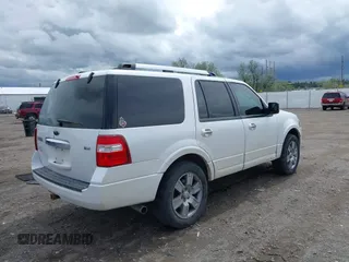 2010 Ford Expedition Limited z VIN 1FMJU2A51AEA71139, wystawiony jako IAAI lot #42231671 z przebiegiem 294 605 mil mil oraz . Historia ofert i sprzedaży dostępna na DreamBid. Obrazek 4.