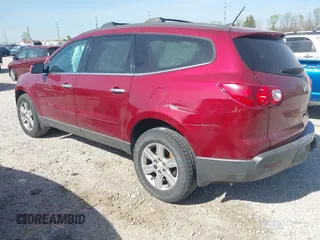 2011 Chevrolet Traverse 1LT z VIN 1GNKRGED7BJ309147, wystawiony jako IAAI lot #42104809 z przebiegiem 164 194 mil mil oraz . Historia ofert i sprzedaży dostępna na DreamBid. Obrazek 3.