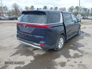 2024 Kia Carnival LX with VIN KNDNB4H3XR6382747, listed as a IAAI auction lot 41672196 with 40,045 mi miles. Bid and sale history available at carsss.com. Image 4.