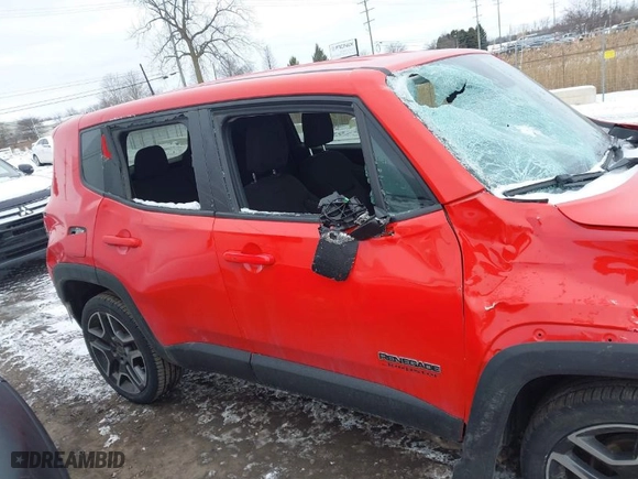 2021 Jeep Renegade Upland Edition with VIN ZACNJDAB1MPM21927, listed as a IAAI auction lot 41636352 with 120,125 mi miles. Bid and sale history available at carsss.com. Image 13.