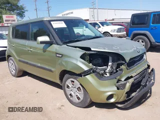 2013 Kia Soul with VIN KNDJT2A56D7606630, listed as a IAAI auction lot 42010848 with 120,050 mi miles and . Bid and sale history available at DreamBid. Image 1.