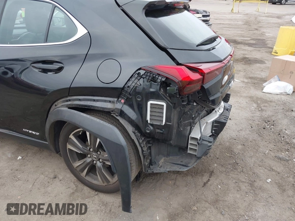 2021 Lexus UX 250h z VIN JTHX9JBHXM2049972, wystawiony jako IAAI lot #40956792 z przebiegiem 47 882 mil mil oraz . Historia ofert i sprzedaży dostępna na DreamBid. Obrazek 6.