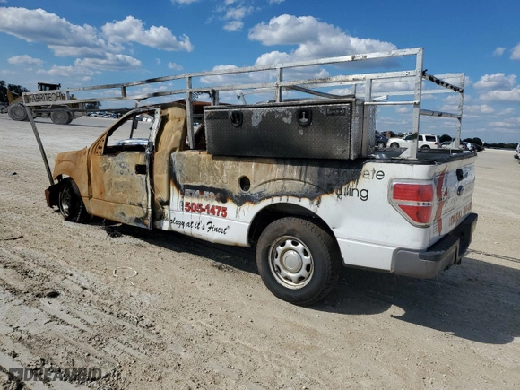 2014 Ford F-150 XL with VIN 1FTMF1CM9EKD02015, listed as a Copart auction lot 46937405 with 0 mi miles and Non Repairable. Bid and sale history available at carsss.com. Image 2.