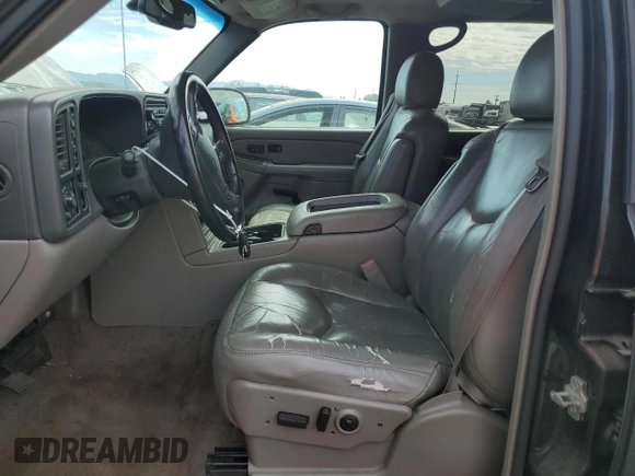 2005 Chevrolet Suburban LS with VIN 3GNFK16ZX5G205898, listed as a Copart auction lot 68094894 with 234,919 mi miles and Salvage Title. Bid and sale history available at carsss.com. Image 7.