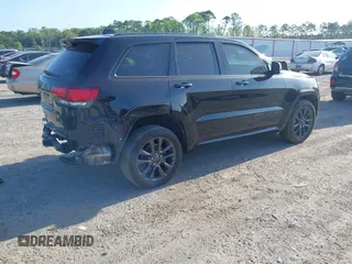 2018 Jeep Grand Cherokee Overland z VIN 1C4RJFCG9JC236856, wystawiony jako IAAI lot #42117905 z przebiegiem 109 330 mil mil oraz . Historia ofert i sprzedaży dostępna na DreamBid. Obrazek 4.
