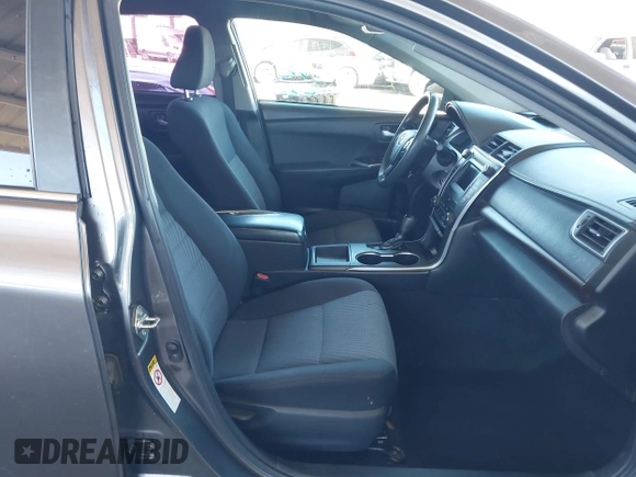 2017 Toyota Camry XLE with VIN 4T1BF1FK2HU352129, listed as a IAAI auction lot 41872423 with 160,835 mi miles. Bid and sale history available at carsss.com. Image 5.