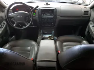 2002 Ford Explorer XLT с VIN 1FMZU73W72UD49202, выставлен на аукционе Copart как лот 56207925 с пробегом 136 747 миль миль и Чистый • Clean title. История ставок и продаж доступна на DreamBid. Изображение 8.