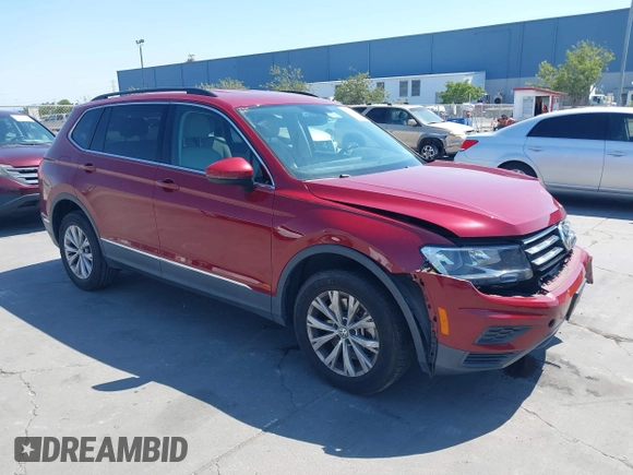 2018 Volkswagen Tiguan SEL z VIN 3VV3B7AX1JM214734, wystawiony jako IAAI lot #42473627 z przebiegiem 79 152 mil mil oraz . Historia ofert i sprzedaży dostępna na DreamBid. Obrazek 1.