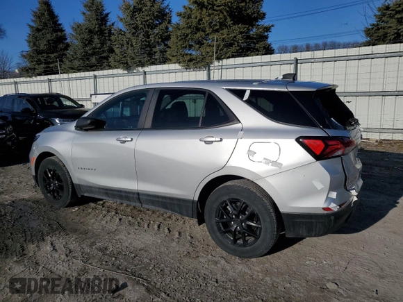 2022 Chevrolet Equinox LS z VIN 2GNAXSEV7N6149978, wystawiony jako Copart lot #47791645 z przebiegiem 8 387 mil mil oraz Szkoda całkowita • Salvage title. Historia ofert i sprzedaży dostępna na DreamBid. Obrazek 2.