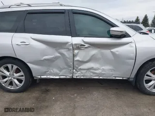 2018 Nissan Pathfinder S with VIN 5N1DR2MM4JC631927, listed as a IAAI auction lot 41487233 with 162,840 mi miles. Bid and sale history available at carsss.com. Image 6.