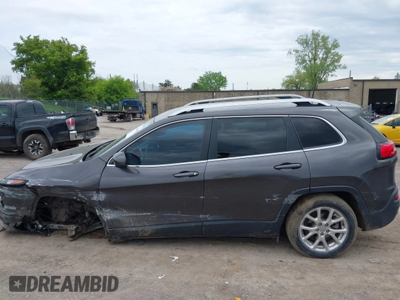 2018 Jeep Cherokee Latitude Plus с VIN 1C4PJLLB5JD510090, выставлен на аукционе IAAI как лот 42245508 с пробегом 69 618 миль миль и . История ставок и продаж доступна на DreamBid. Изображение 15.