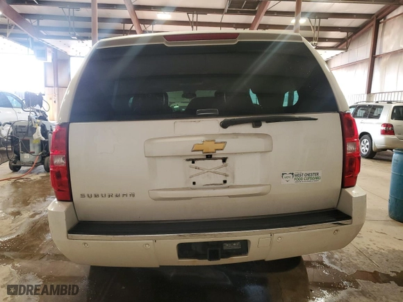 2013 Chevrolet Suburban LTZ with VIN 1GNSKKE74DR304557, listed as a Copart auction lot 48678085 with 133,255 mi miles and Salvage Title. Bid and sale history available at carsss.com. Image 6.