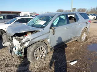2020 Chevrolet Traverse LS z VIN 1GNERFKW8LJ183878, wystawiony jako IAAI lot #41719712 z przebiegiem 76 165 mil mil oraz . Historia ofert i sprzedaży dostępna na DreamBid. Obrazek 22.