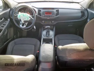 2012 Kia Sportage LX z VIN KNDPBCA22C7261796, wystawiony jako Copart lot #57284425 z przebiegiem 133 383 mil mil oraz Szkoda całkowita • Salvage title. Historia ofert i sprzedaży dostępna na DreamBid. Obrazek 8.