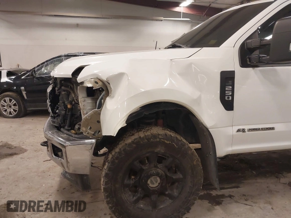2017 Ford F-250 Lariat z VIN 1FT7W2BTXHEC81609, wystawiony jako IAAI lot #41497213 z przebiegiem 176 644 mil mil oraz . Historia ofert i sprzedaży dostępna na DreamBid. Obrazek 12.