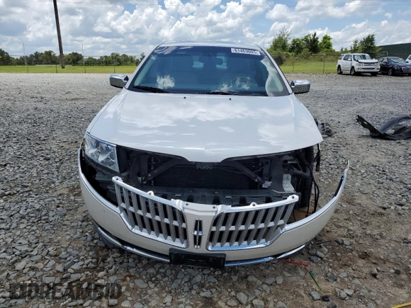 2012 Lincoln MKZ with VIN 3LNHL2GC1CR828063, listed as a Copart auction lot 61463005 with 91,632 mi miles and Salvage title. Bid and sale history available at DreamBid. Image 5.