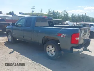 2009 Chevrolet Silverado 1500 LT with VIN 1GCEK29099Z214279, listed as a IAAI auction lot 42112324 with 55,953 mi miles and . Bid and sale history available at DreamBid. Image 3.