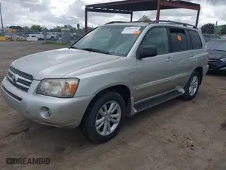 2006 Toyota Highlander Hybrid with VIN JTEDW21A160001634, listed as a IAAI auction lot 41899340 with 1 mi miles. Bid and sale history available at carsss.com. Image 17.