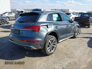 2022 Audi Q5 S line Premium Plus with VIN WA1EAAFY9N2102781, listed as a IAAI auction lot 41724284 with 1 mi miles. Bid and sale history available at carsss.com. Image 4.